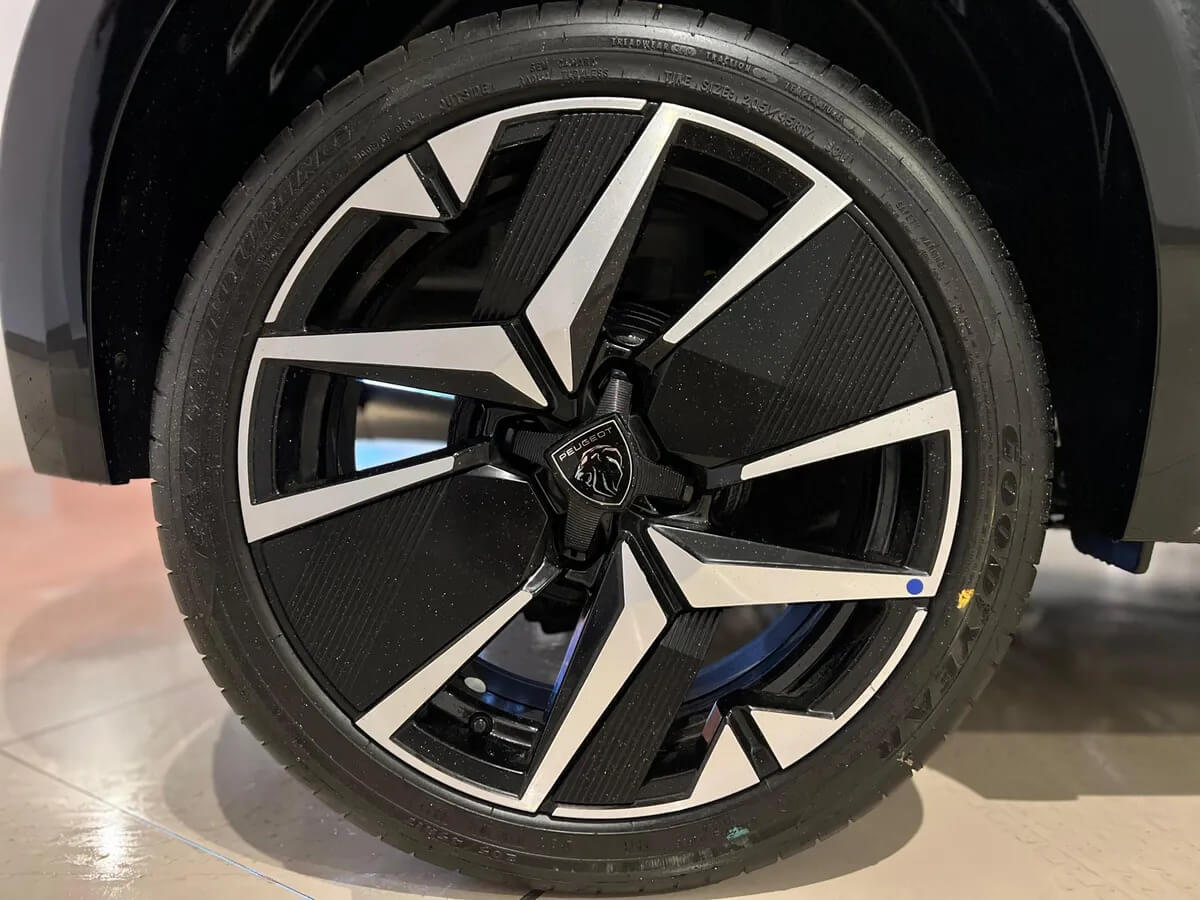 Peugeot 208 Turbo Gt_jul28_14