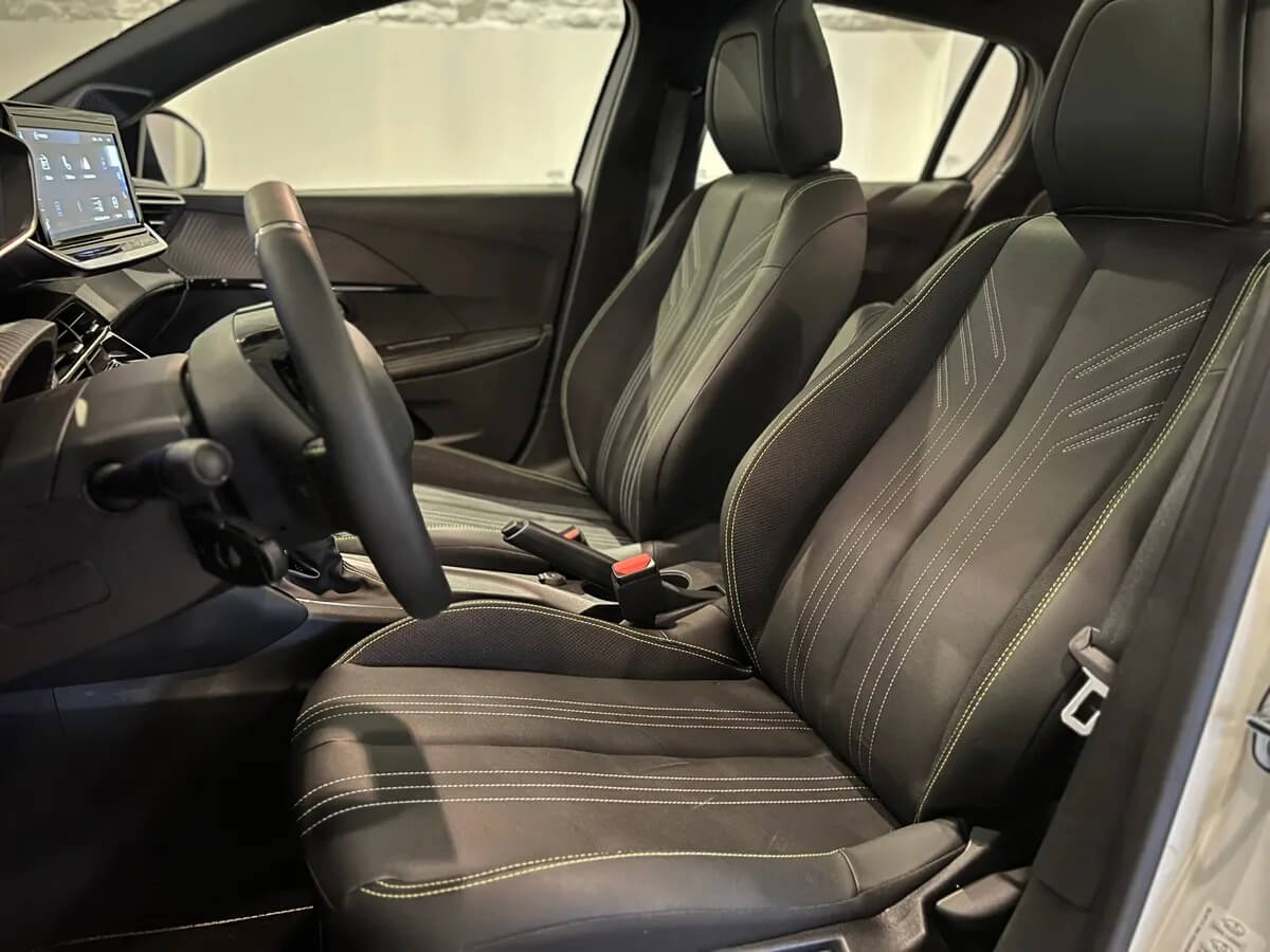 Peugeot 208 Turbo Gt_jul28_17