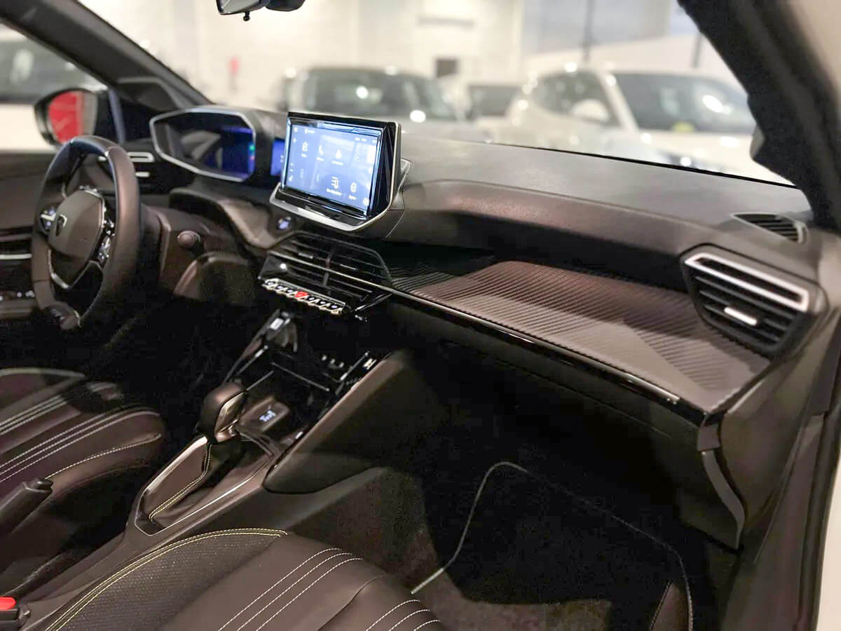 Peugeot 208 Turbo Gt_jul28_24