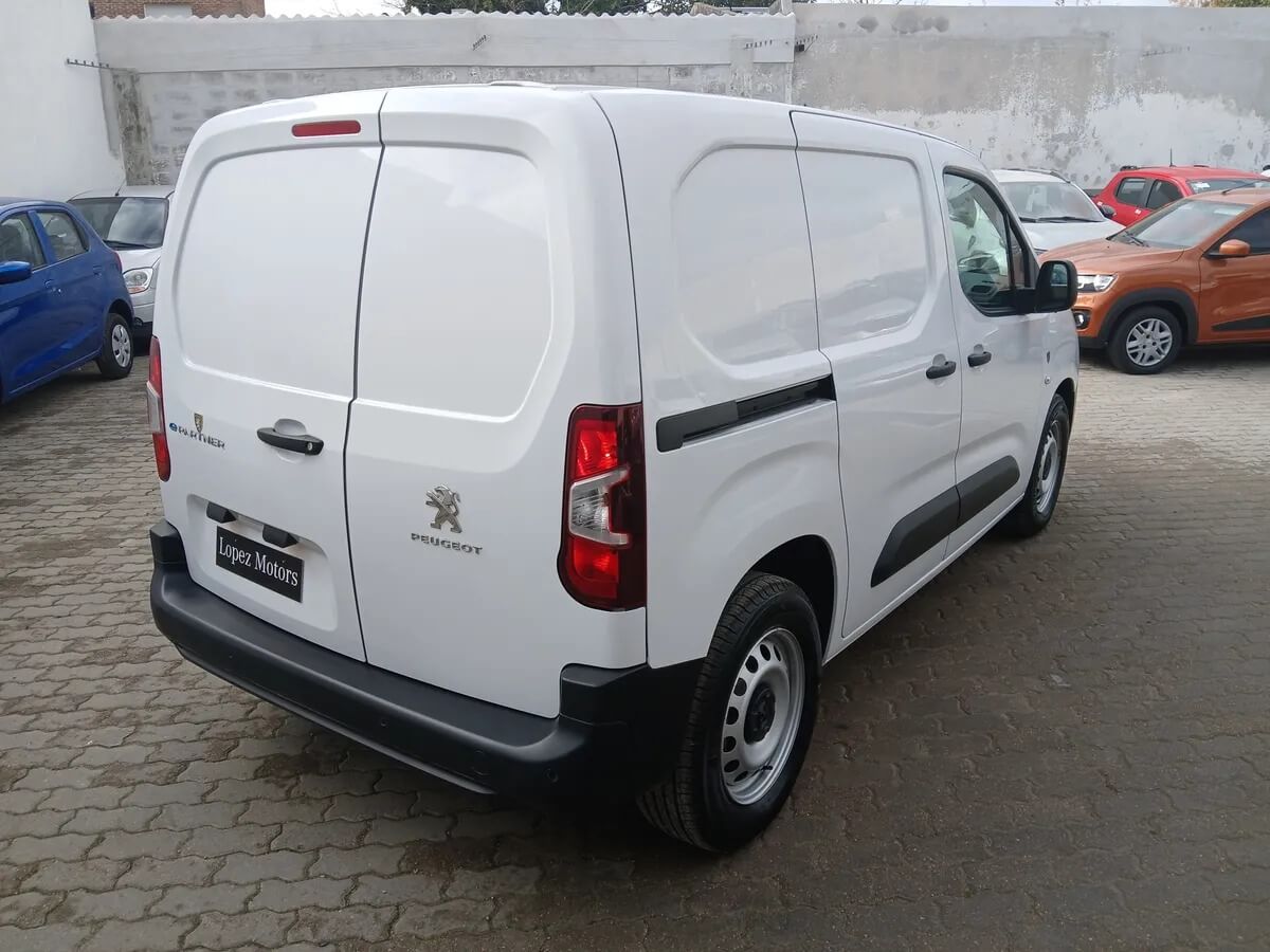 Peugeot E Partner K9 Electrica_jul11_11