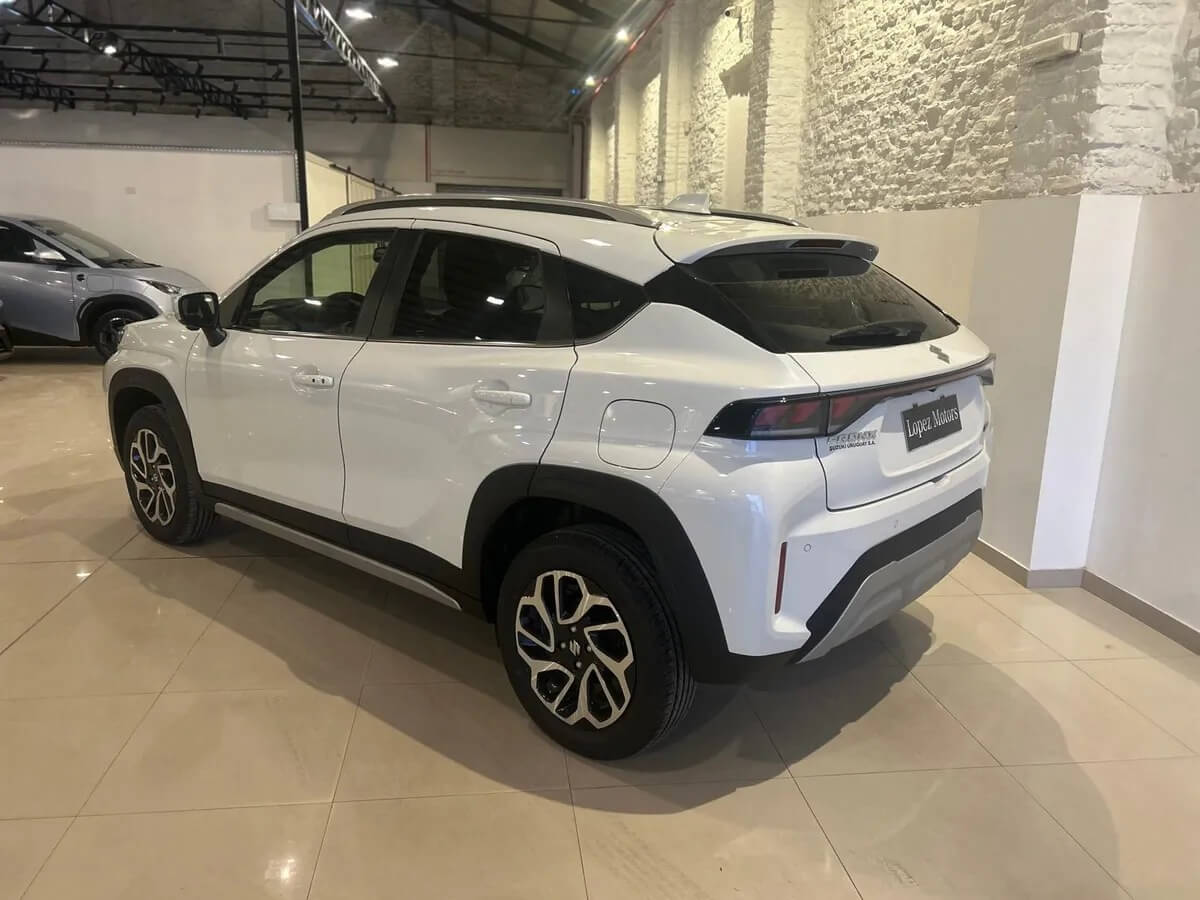 Suzuki Fronx Glx Hybrid Mt_jul1_03