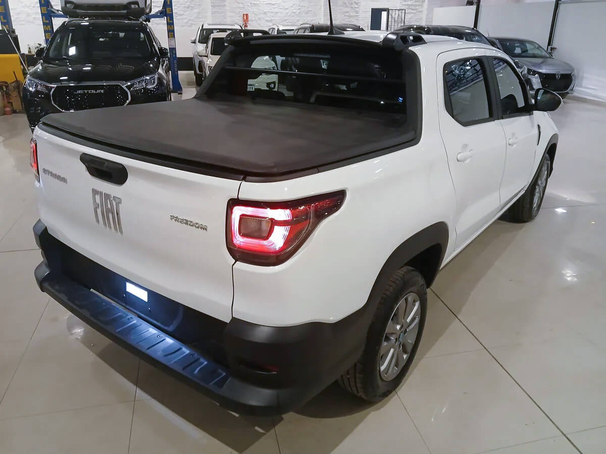 Fiat Strada Freedom Dc_ago7_05