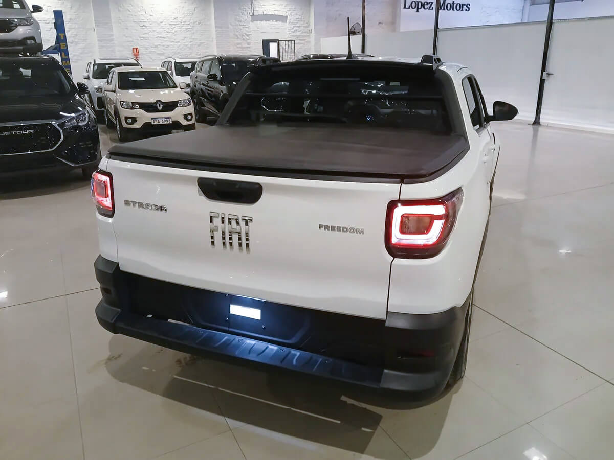 Fiat Strada Freedom Dc_ago7_12