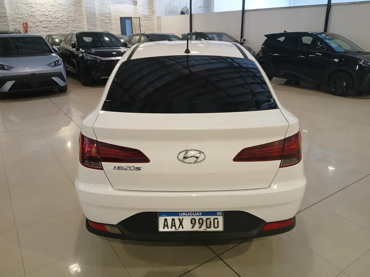 Hyundai HB20 Comfort Mt_oct13_13